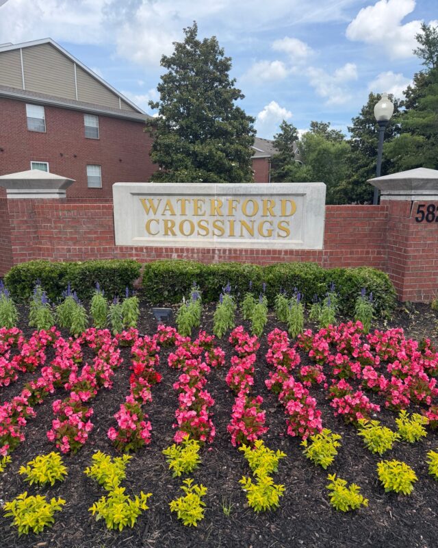 Looking for a new home that checks all the boxes? Look no further! Waterford Crossings has all you need and more!

- Located just off Interstate 24 and minutes away from downtown Nashville
- Garden style bathtubs, spacious closets, ceiling fans, and washer/dryer connections
- Two 24-hour fitness centers, four swimming pools, racquetball court, picnic areas with grills, dog park

Call today to find your new home!